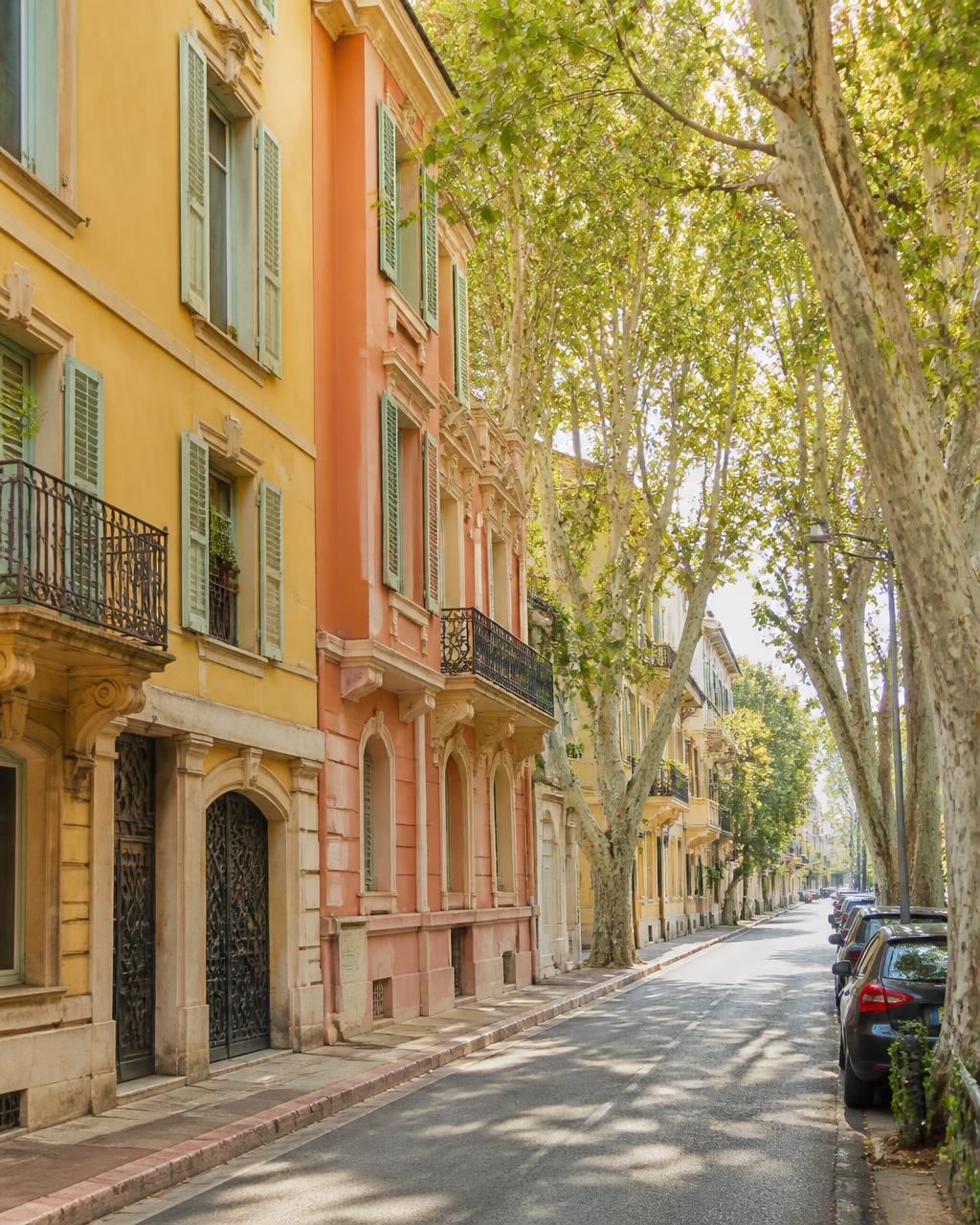 Ruelle du Vieux-Nice — débarras d'appartement dans l'hypercentre de Nice